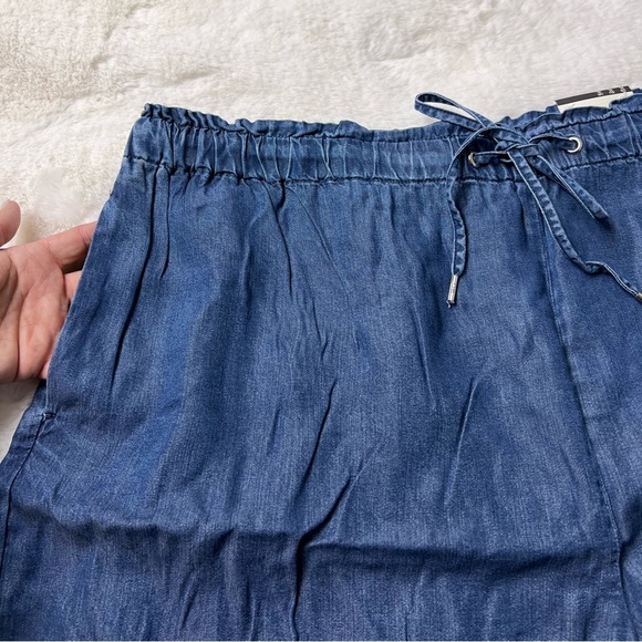 NWT Anne Klein Drawstring Chambray Shorts Size Medium - Picture 6 of 15